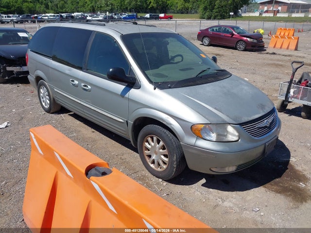 Salvage Chrysler Town & Country Image