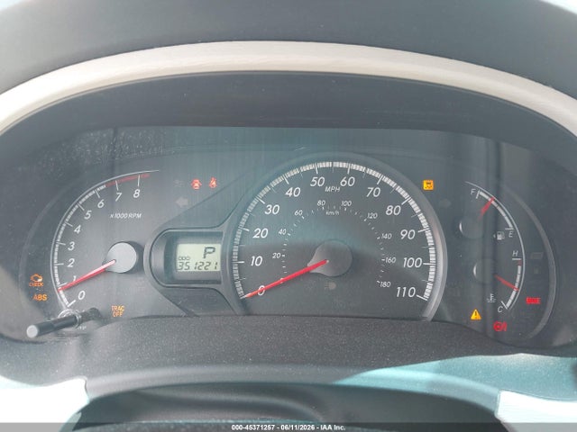 Toyota Sienna Le V6 8 Passenger