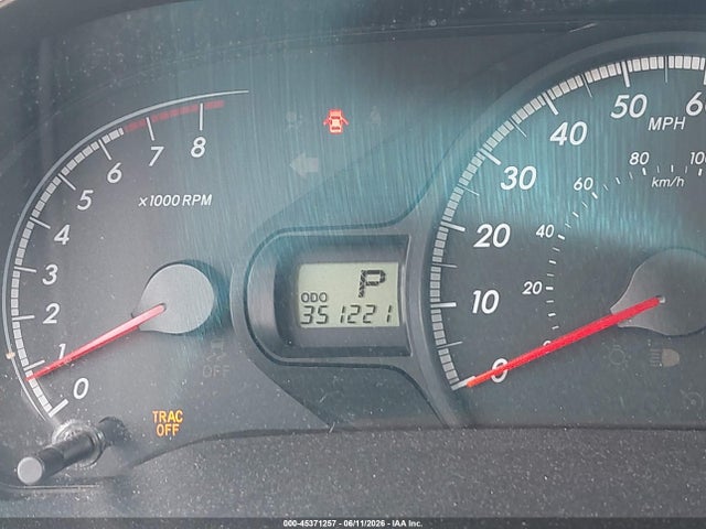 Toyota Sienna Le V6 8 Passenger