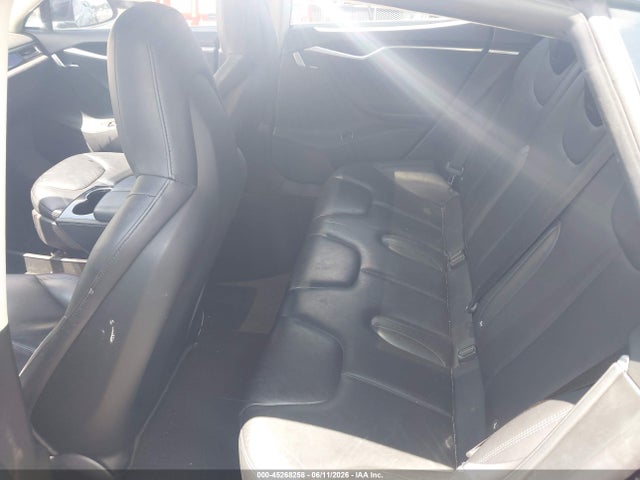 Tesla Model S P85