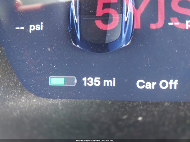 Tesla Model S P85
