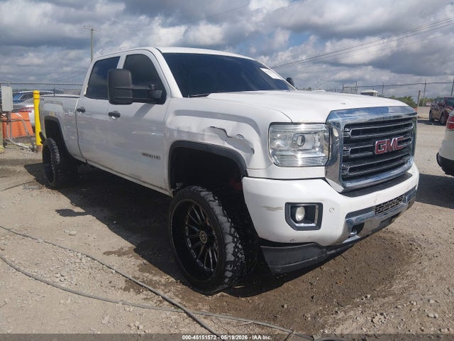 Salvage GMC Sierra 2500 Image