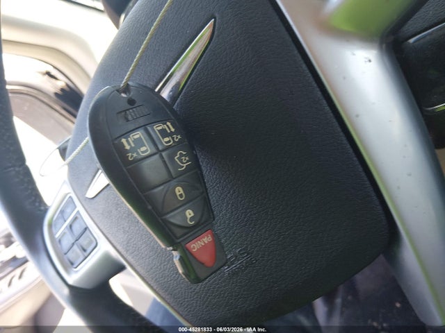 Chrysler Town & Country Touring