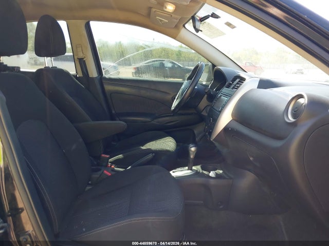 Nissan Versa 1.6 Sl