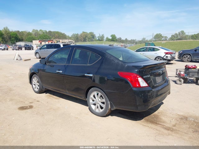 Nissan Versa 1.6 Sl