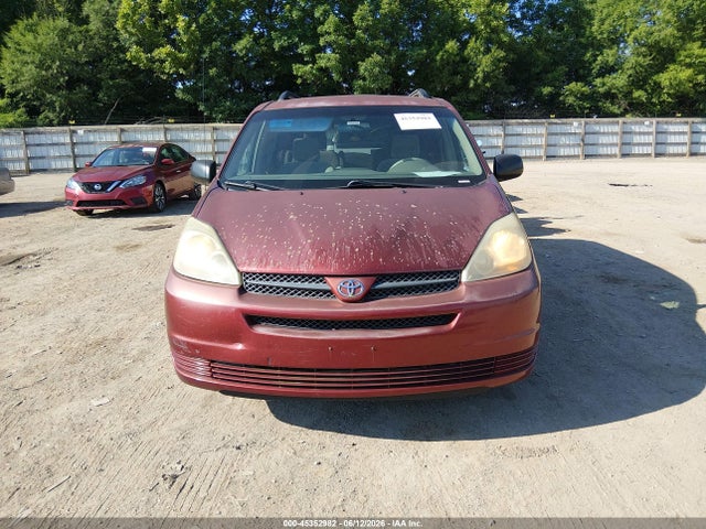 Toyota Sienna Le