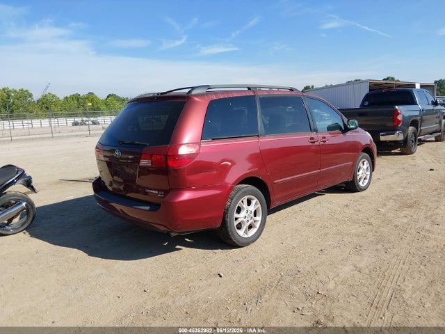 Toyota Sienna Le