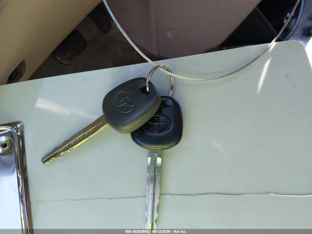 Toyota Sienna Le