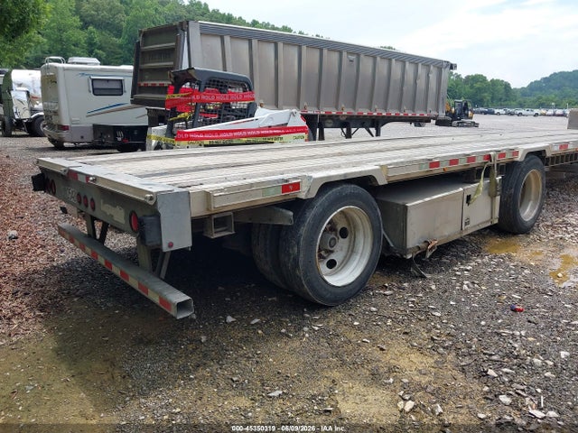 Manac Inc Flat Bed Trailer
