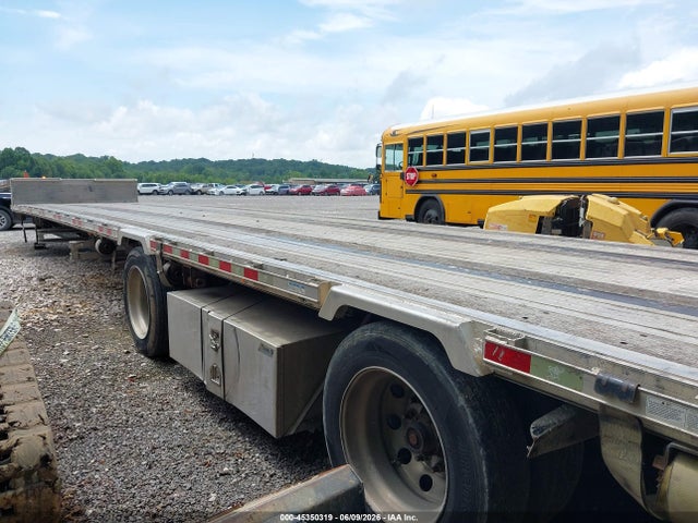 Manac Inc Flat Bed Trailer