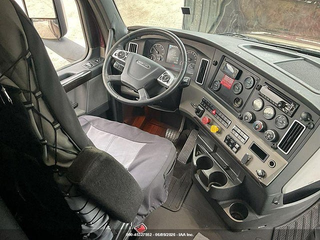 Freightliner New Cascadia 126