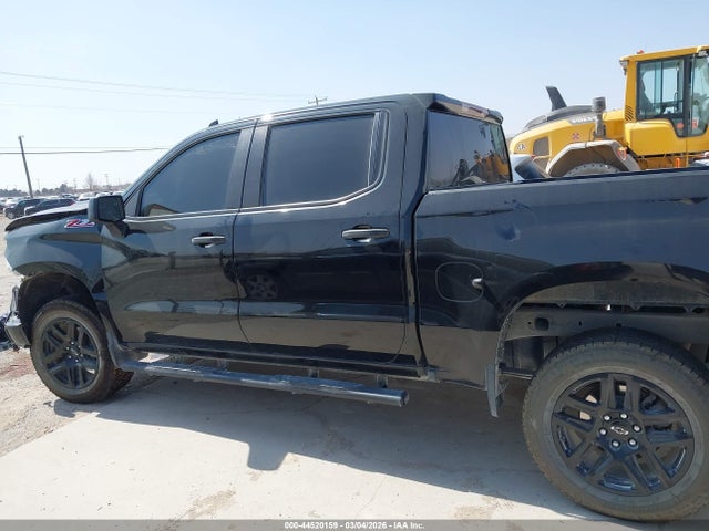 Chevrolet Silverado 1500 4wd  Short Bed Custom Trail Boss