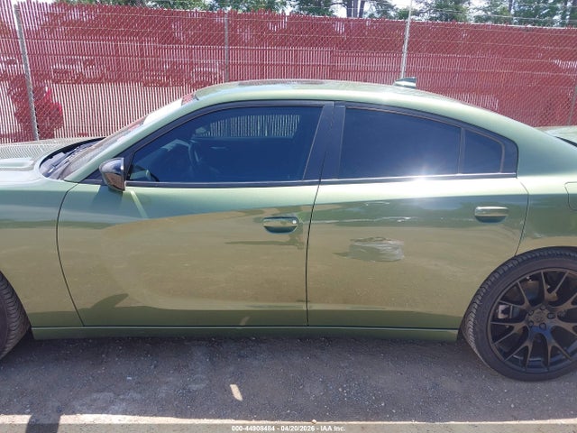 Dodge Charger Sxt