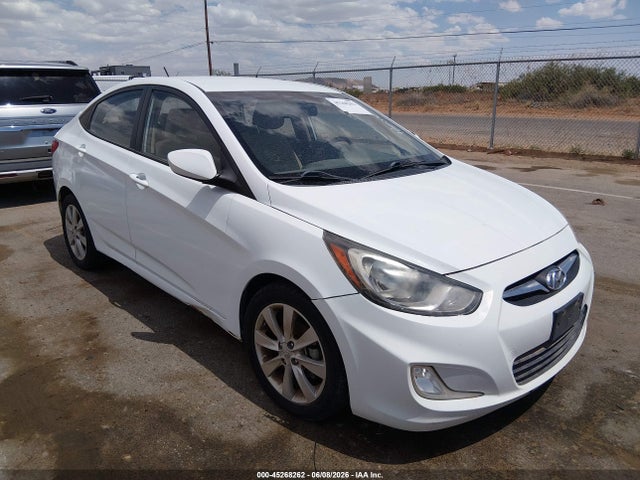 Salvage Hyundai ACCENT Image