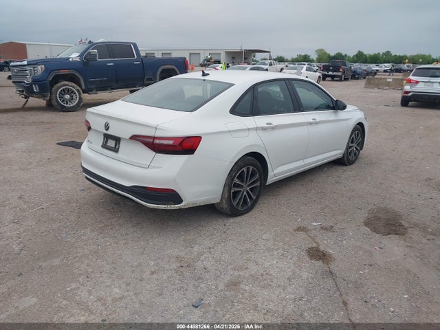 Volkswagen Jetta 1.5t Sport