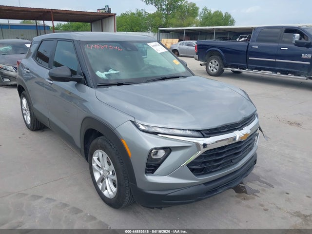Salvage Chevrolet Trailblazer Image