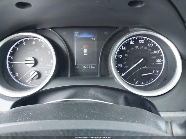 Toyota Camry Le
