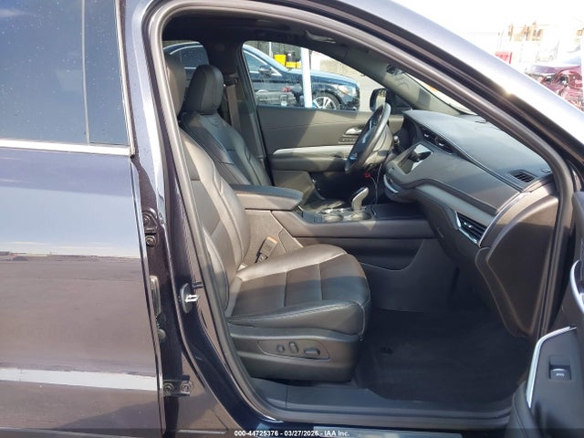 Cadillac XT4 Fwd Premium Luxury