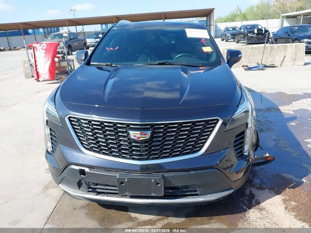Cadillac XT4 Fwd Premium Luxury