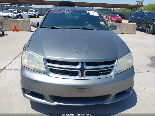 Dodge Avenger Lux