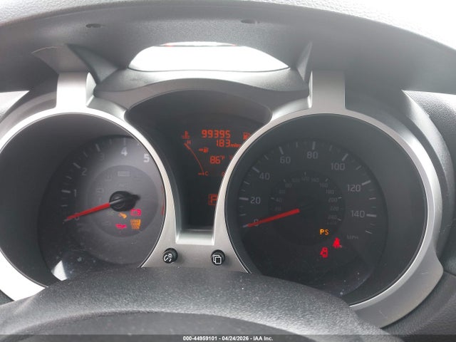 Nissan JUKE S