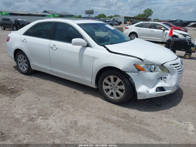 Salvage Toyota Camry Image