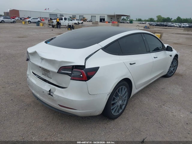 Tesla Model 3 Standard Range Plus Rear-wheel Drive