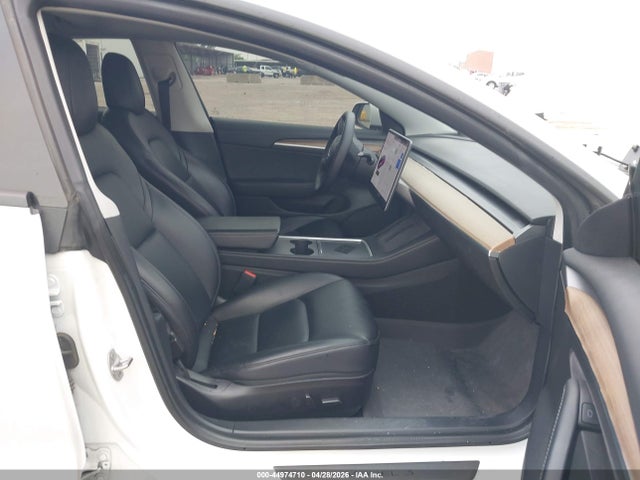 Tesla Model 3 Standard Range Plus Rear-wheel Drive