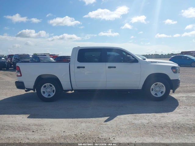Ram 1500 Tradesman  4x4 5'7 Box