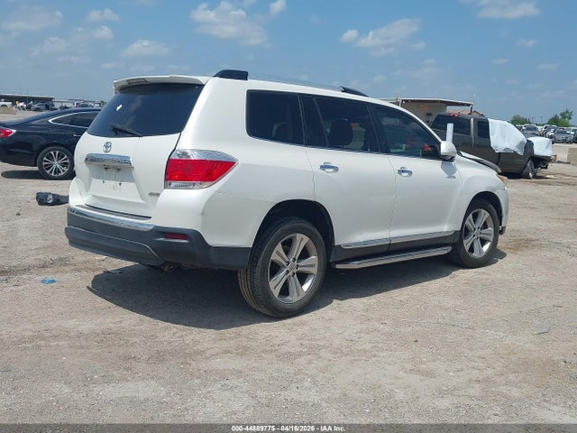 Toyota Highlander Limited V6