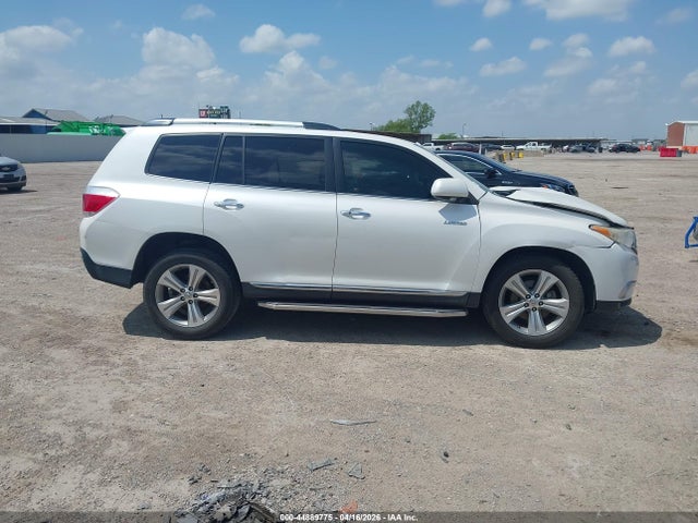 Toyota Highlander Limited V6