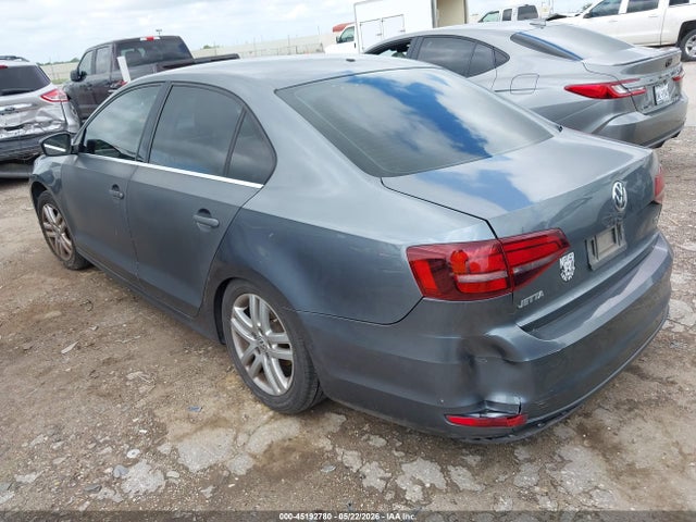 Volkswagen Jetta 1.4t S