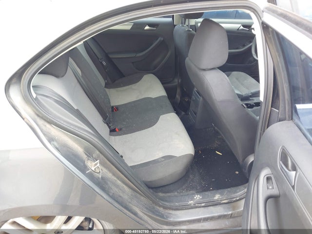 Volkswagen Jetta 1.4t S