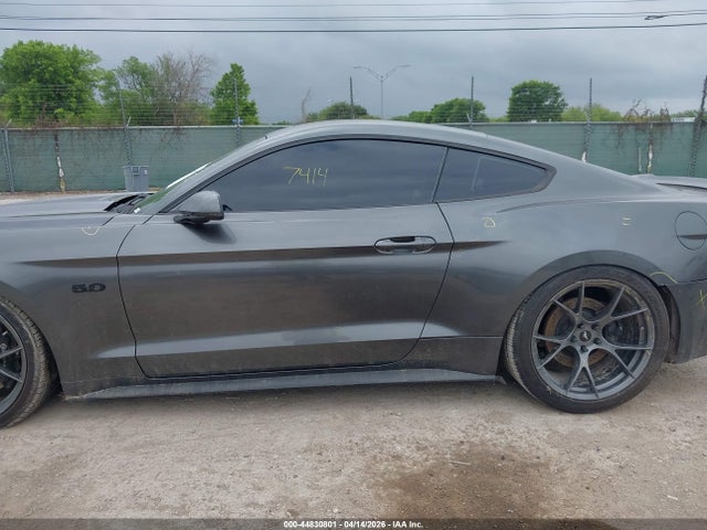 Ford Mustang Gt Premium