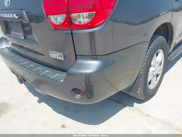 Toyota Sequoia Sr5 5.7l V8