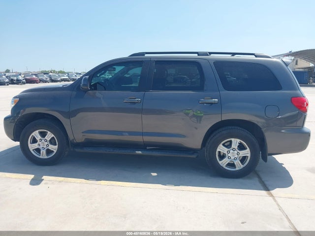 Toyota Sequoia Sr5 5.7l V8