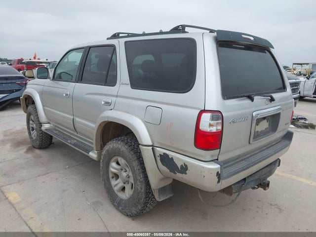Toyota 4Runner Limited V6