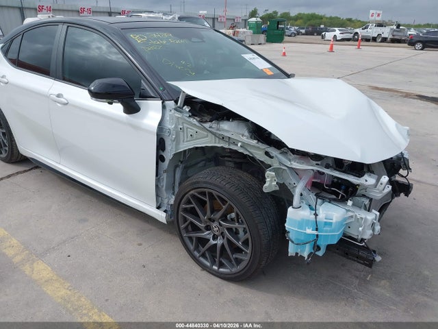 Toyota Camry Xse