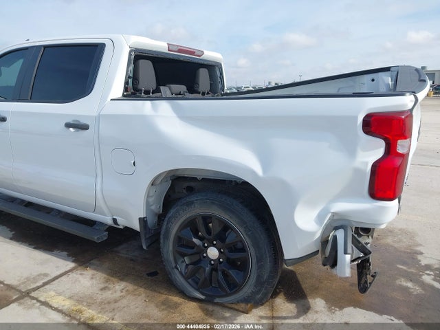 Chevrolet Silverado 1500 2wd  Short Bed Custom