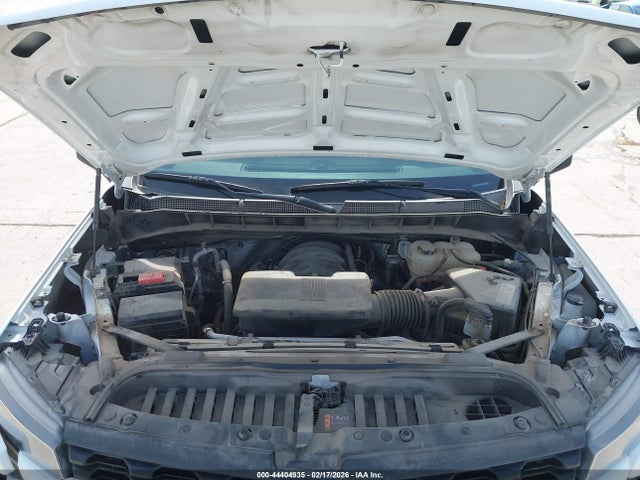 Chevrolet Silverado 1500 2wd  Short Bed Custom