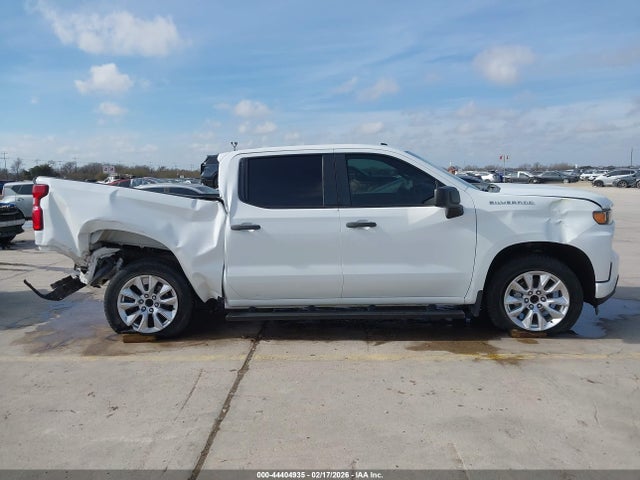 Chevrolet Silverado 1500 2wd  Short Bed Custom