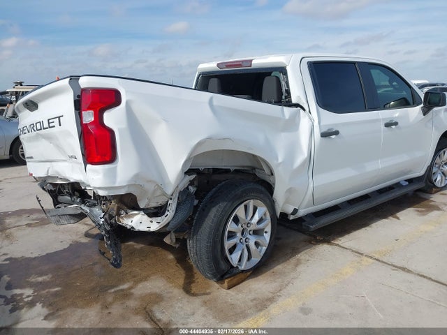 Chevrolet Silverado 1500 2wd  Short Bed Custom
