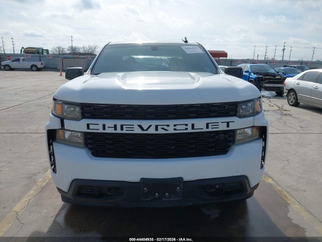 Chevrolet Silverado 1500 2wd  Short Bed Custom