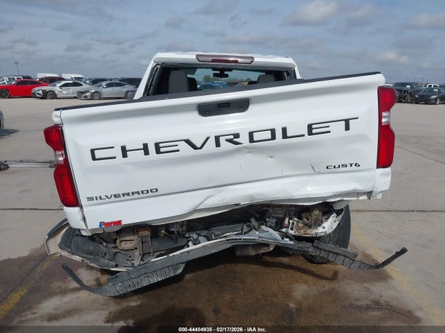 Chevrolet Silverado 1500 2wd  Short Bed Custom