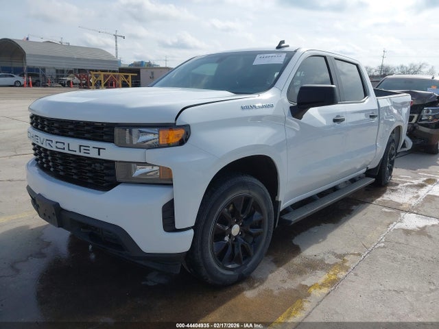 Chevrolet Silverado 1500 2wd  Short Bed Custom