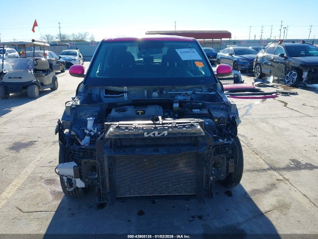 Kia Soul Lx