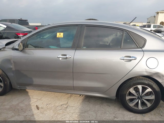 Kia Rio S