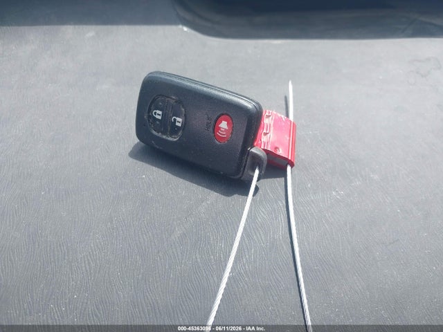 Toyota Prius Two
