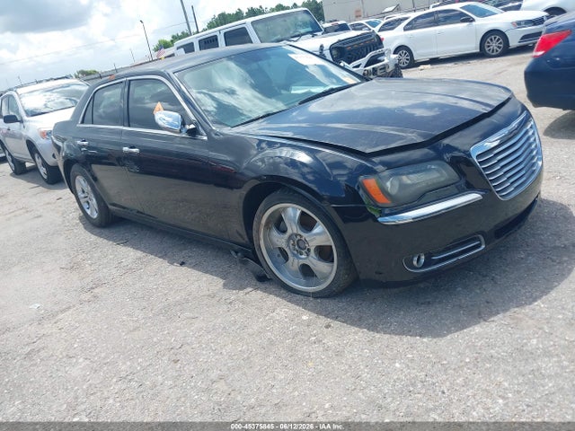Salvage Chrysler 300 Image