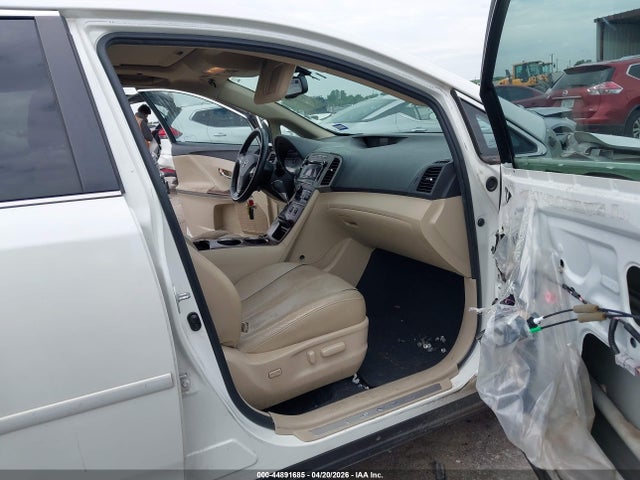 Toyota Venza Base V6